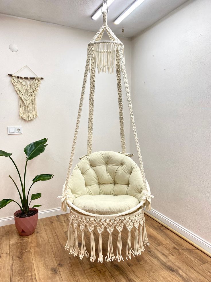 Macrame Swing- Floral love