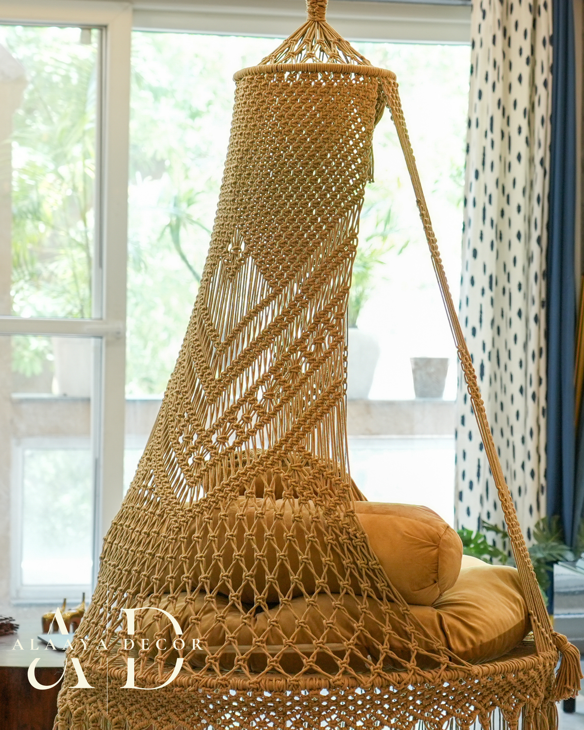 Macrame swing- Truly Beige